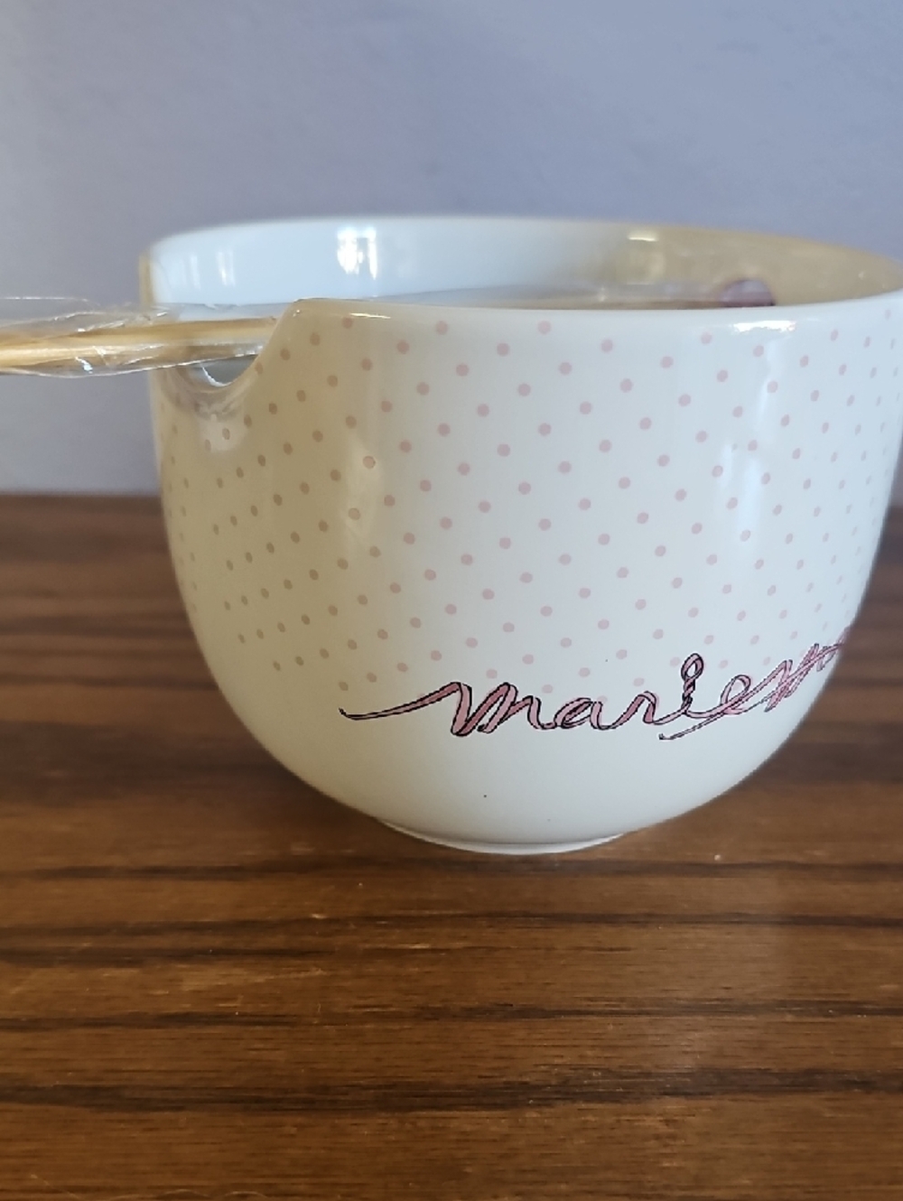 Disney The Aristocats Marie Bow Ribbon Ceramic Ramen Bowl with Chopsticks - Picture 6 of 9